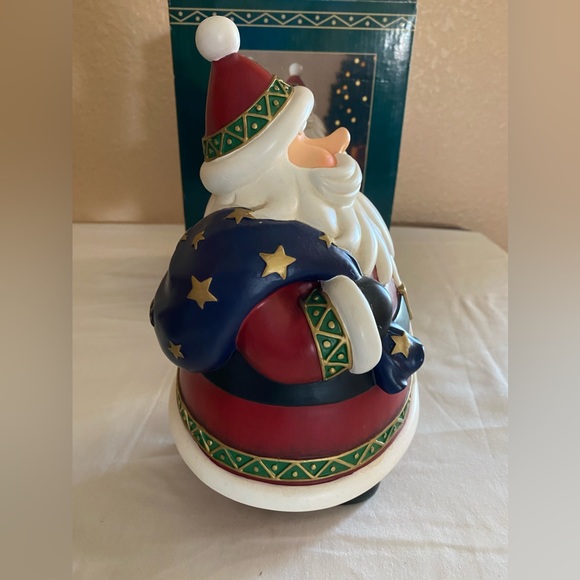 DECORATIVE SANTA FIGURINE, Holding A Toy Sack And A Lantern - Picture 5 of 8
